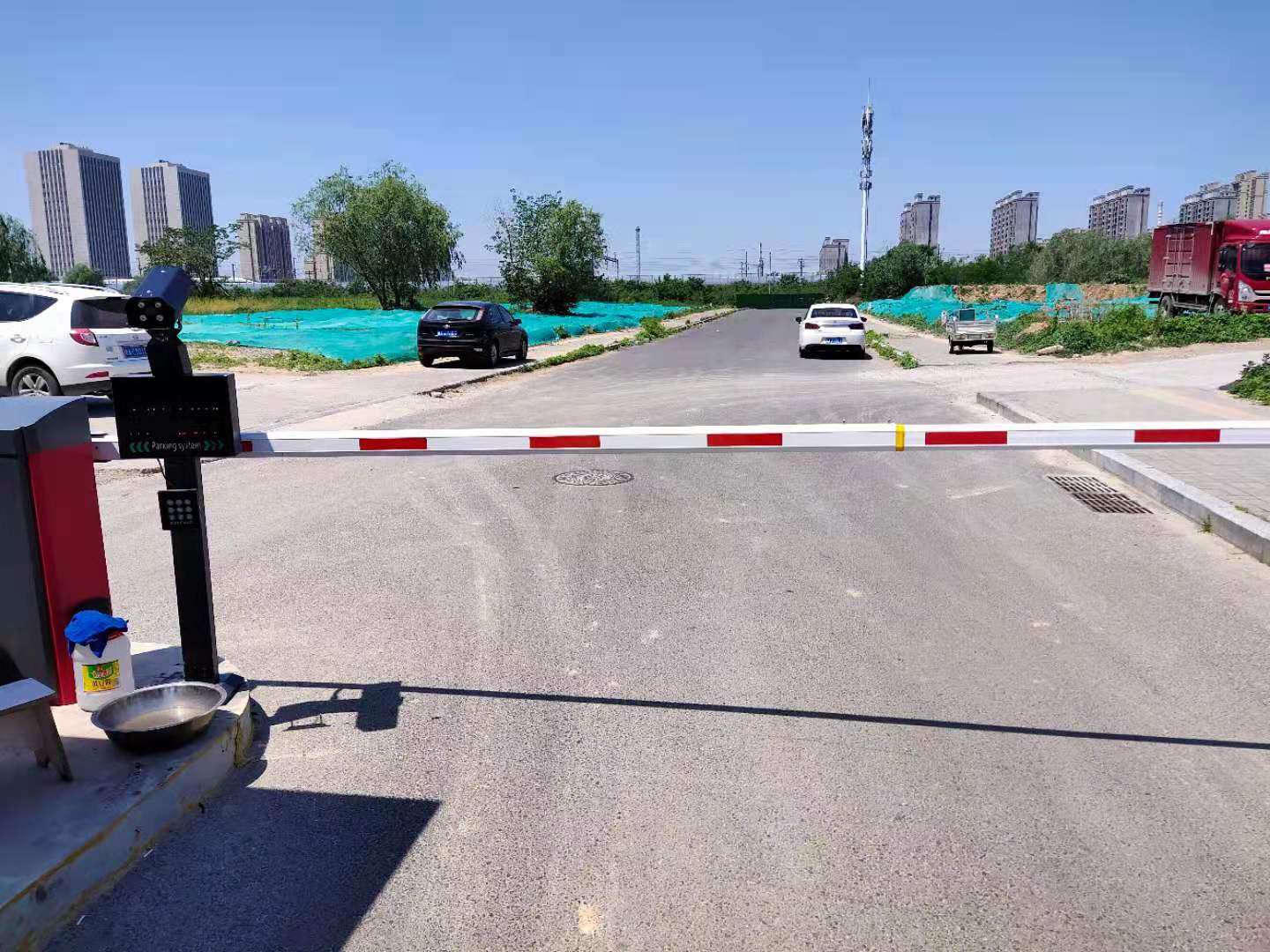 巨野车牌识别系统厂家巨野做车辆识别起落杆门禁起落杆厂家