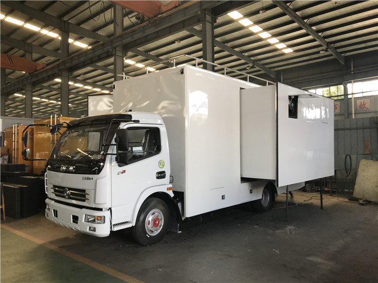 专用中央厨房宴席餐车一台起批