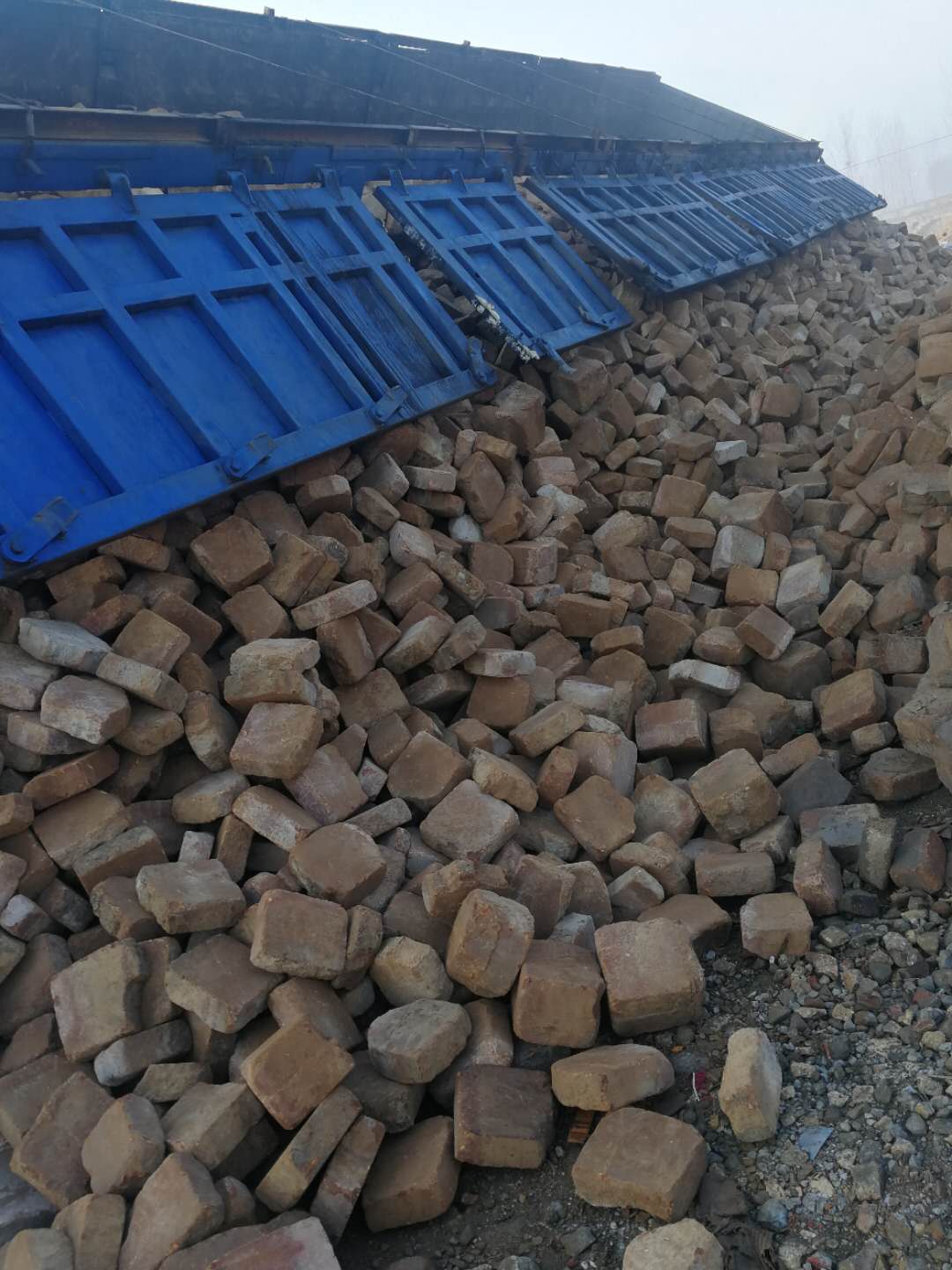 池州废旧高铝砖废旧镁砖采购价格