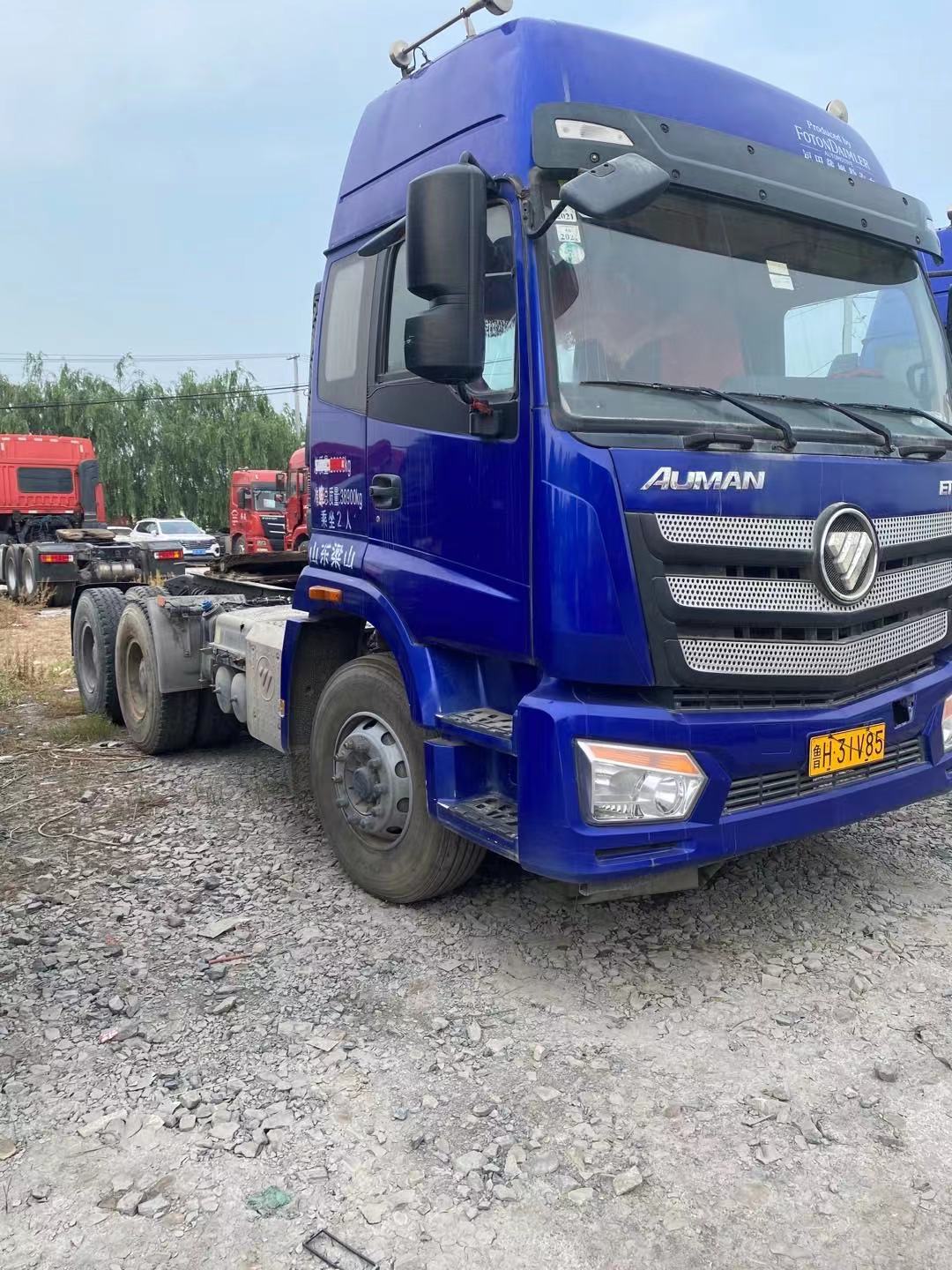 欧曼潍柴牵引车etx19年430马力国五双驱轻体