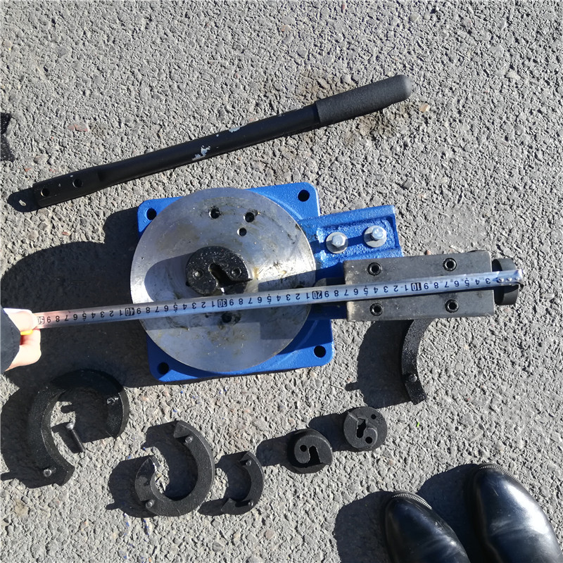 选择鑫隆牌弯花机,各种花型都能弯此手动铁艺工具用于弯曲各种铁