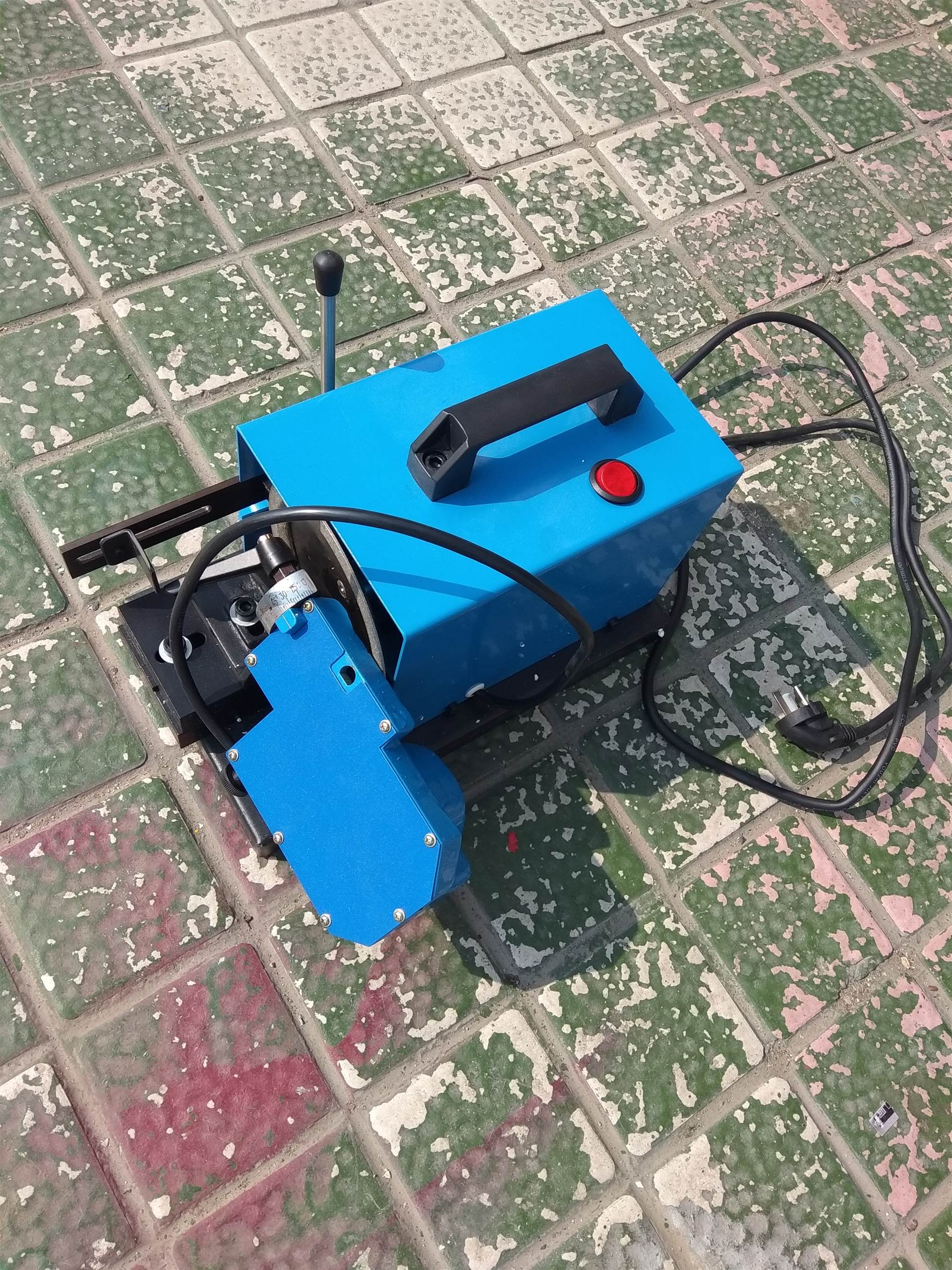 鑫宏tm2台式磨尖机氩弧焊钨针打磨机台式钨极磨削切断机