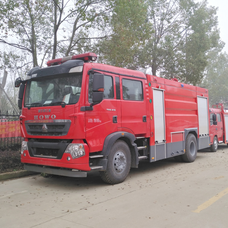8方泡沫消防车 民用消防车 国产消防车 江特牌消防车