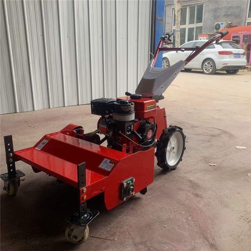 草坪割草机 手推割草回田机 柴油碎草机 小型碎草回田机