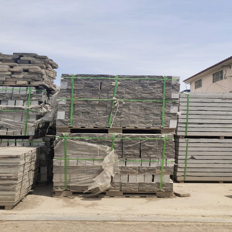 生产型电话:15275743508地址:仲山镇石材工业园青石板自然面 产品描述