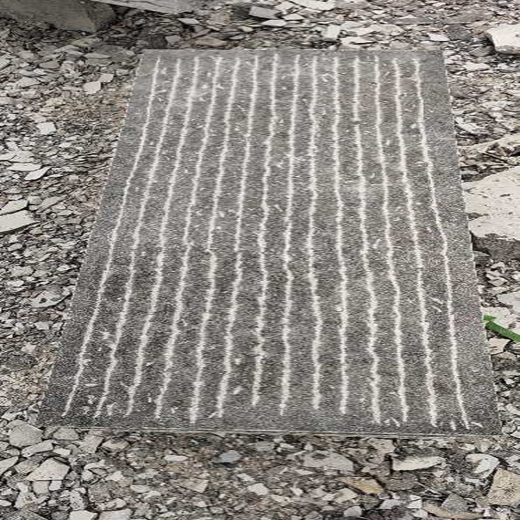 青石厂家 斧凿面