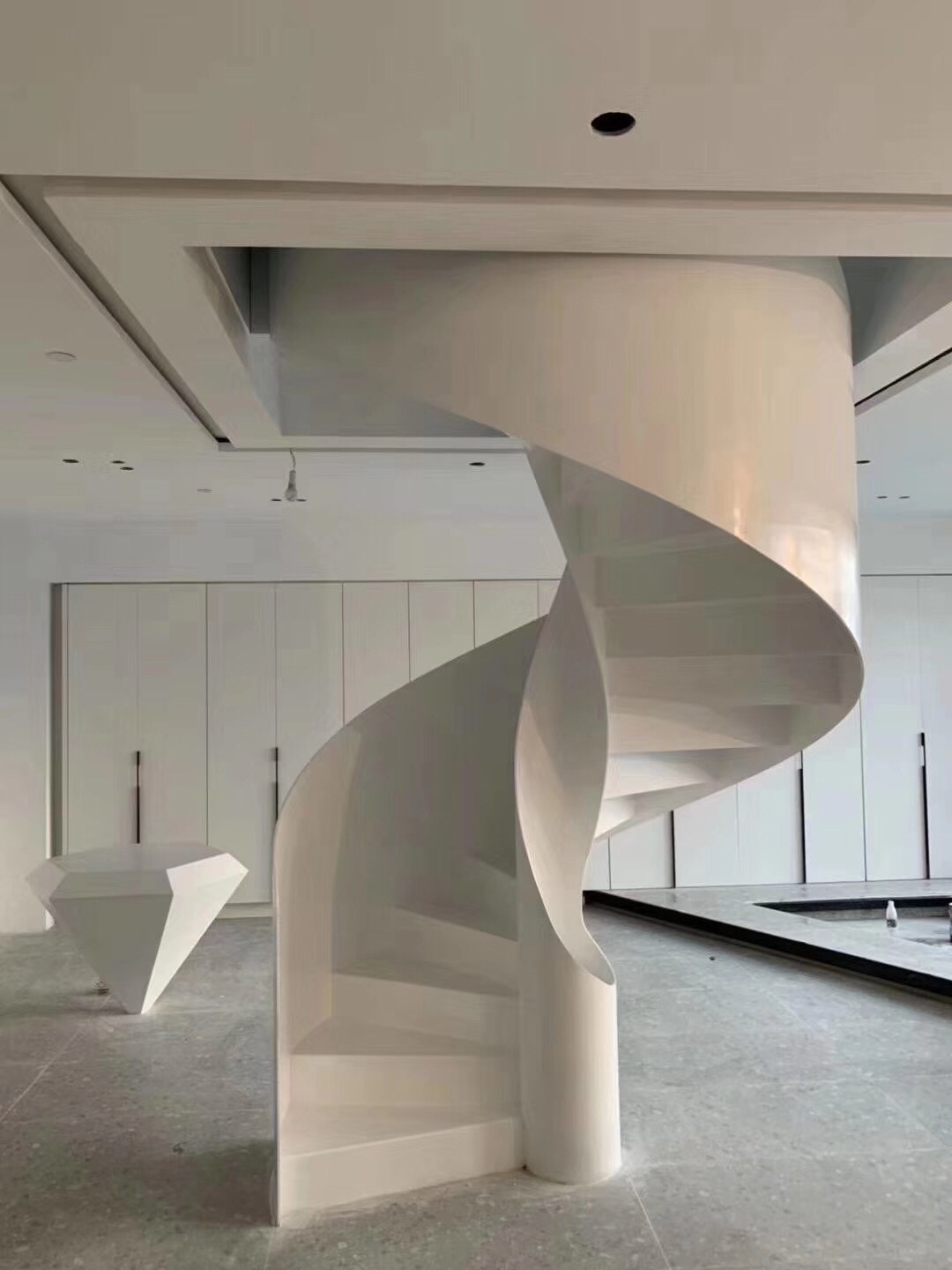 旋转楼梯设计安装室内旋转楼梯厂家别墅弧梯制作生产厂家