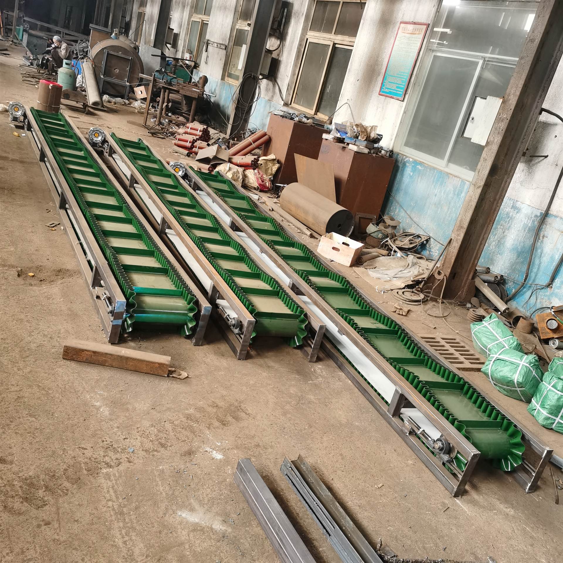 砂石料装车输送机kdhx供应石灰粉皮带输送机