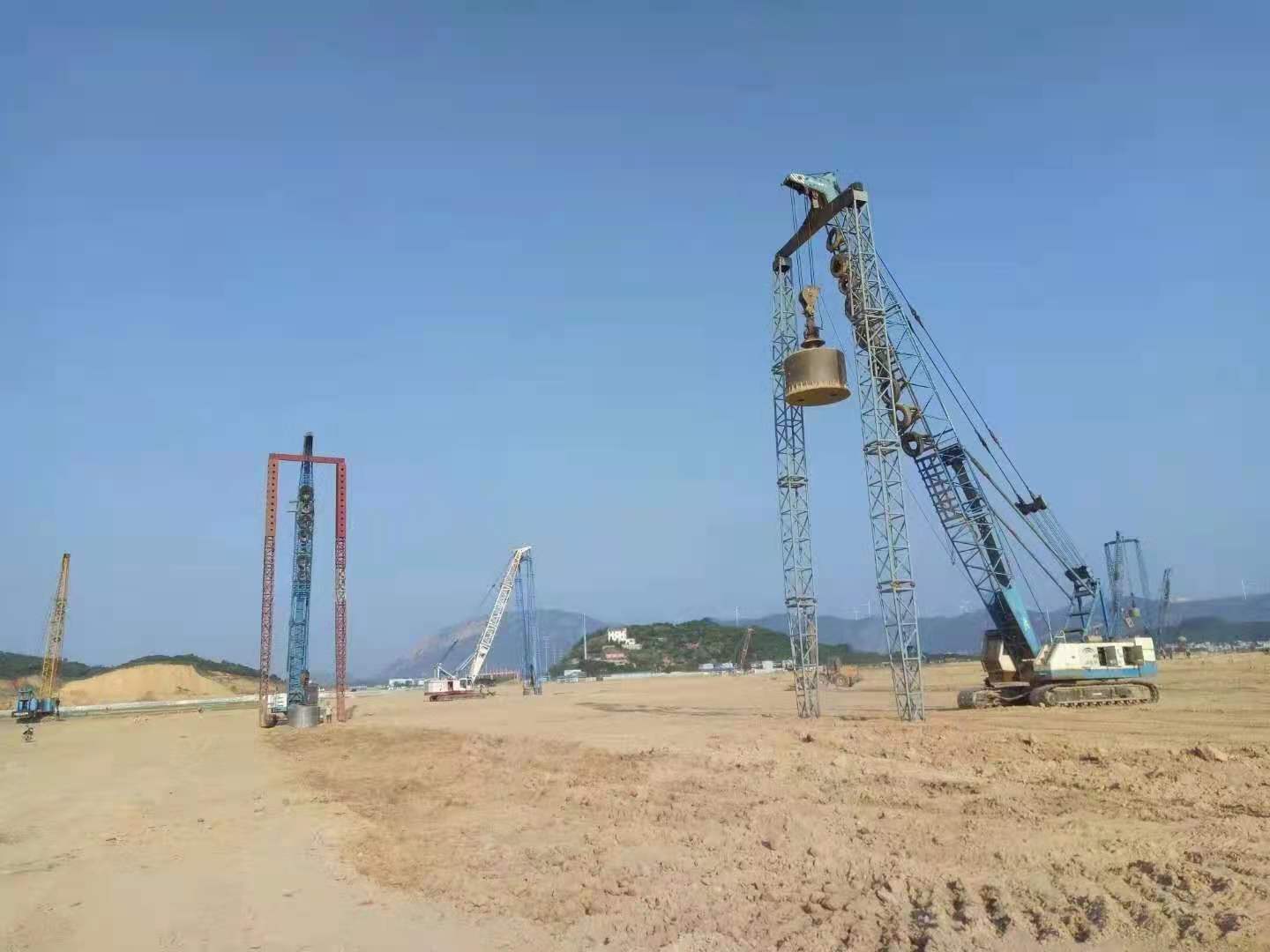 江西德兴市强夯机租赁价格  我公司强夯施工,有20多年强夯施工经验