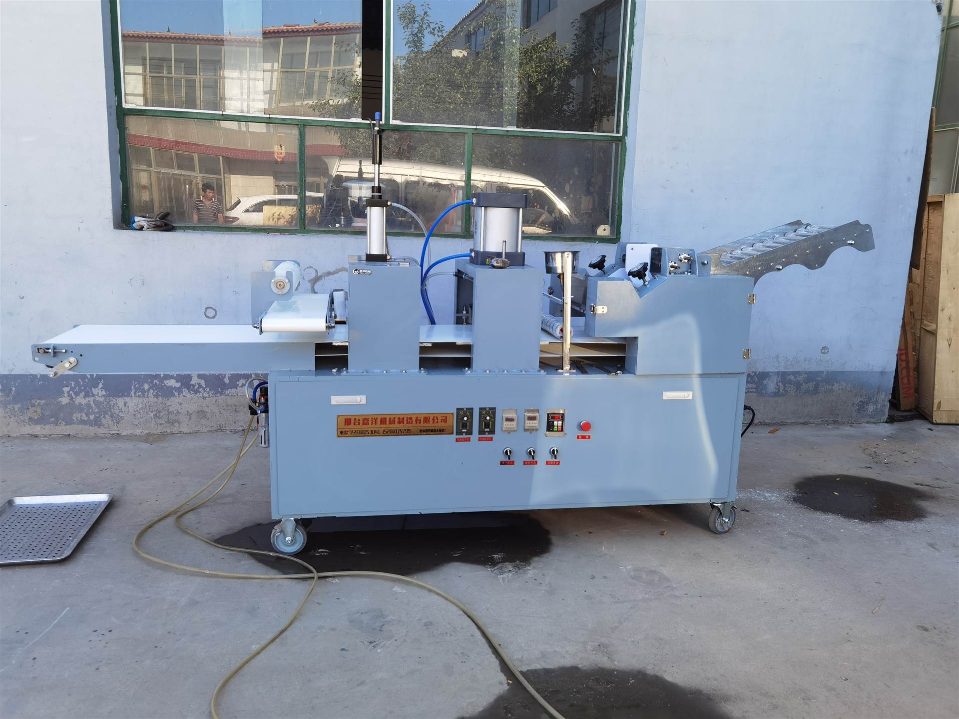 嘉洋白吉馍机 潼关肉夹馍机 掉渣烧饼机 荷叶夹成型机 口福饼机