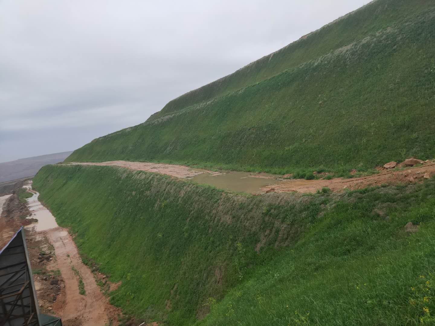 边坡绿化客土喷播边坡绿化客土喷播团粒喷播矿山植被恢复