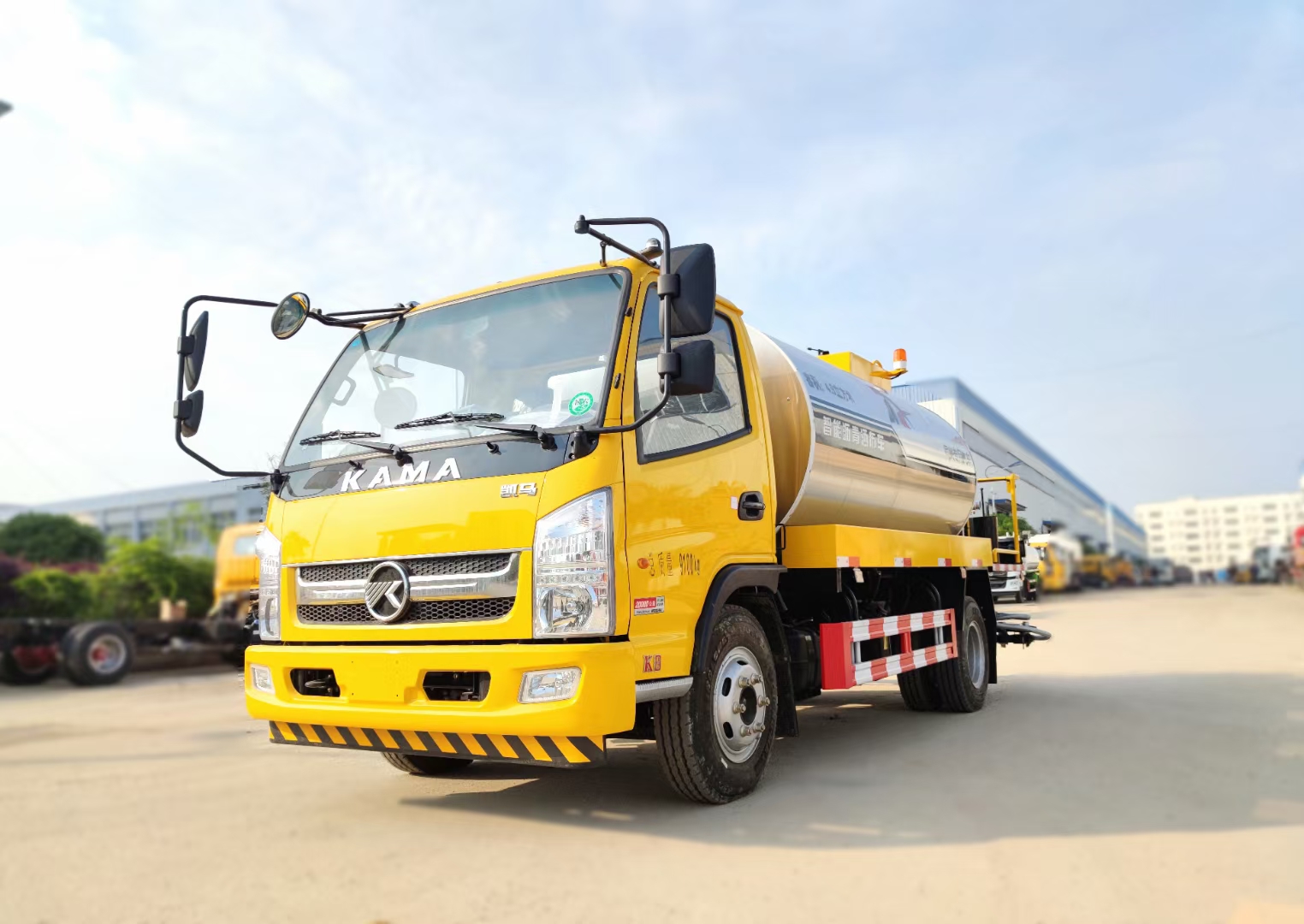 凯马国六沥青洒布车 洒布介质 乳化沥青 小型沥青车