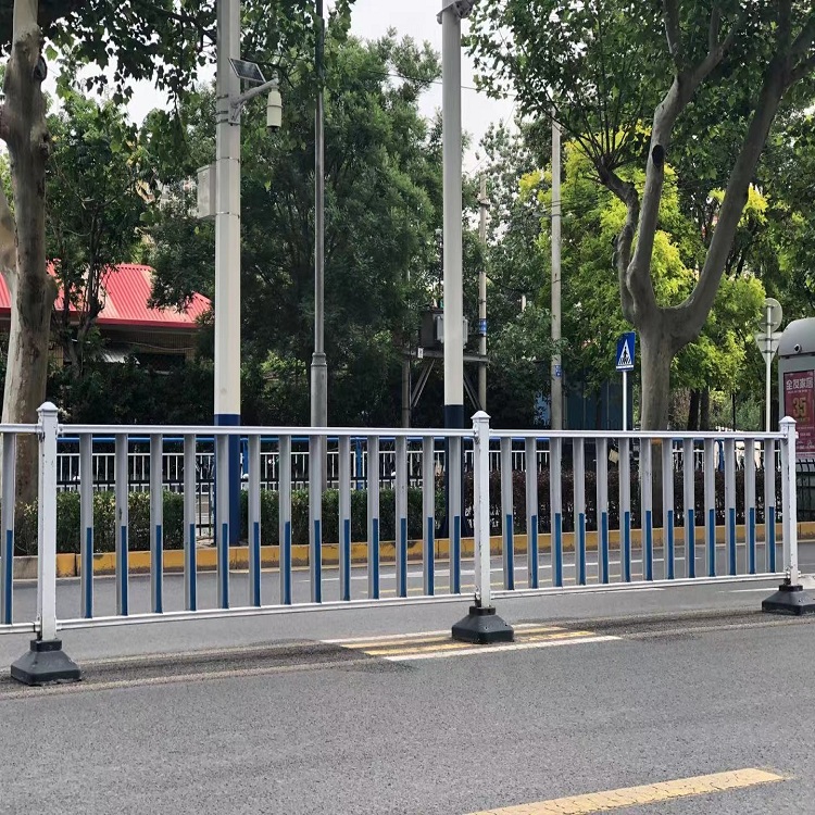 市政交通护栏人行道隔离护栏人车分流护栏生产厂家