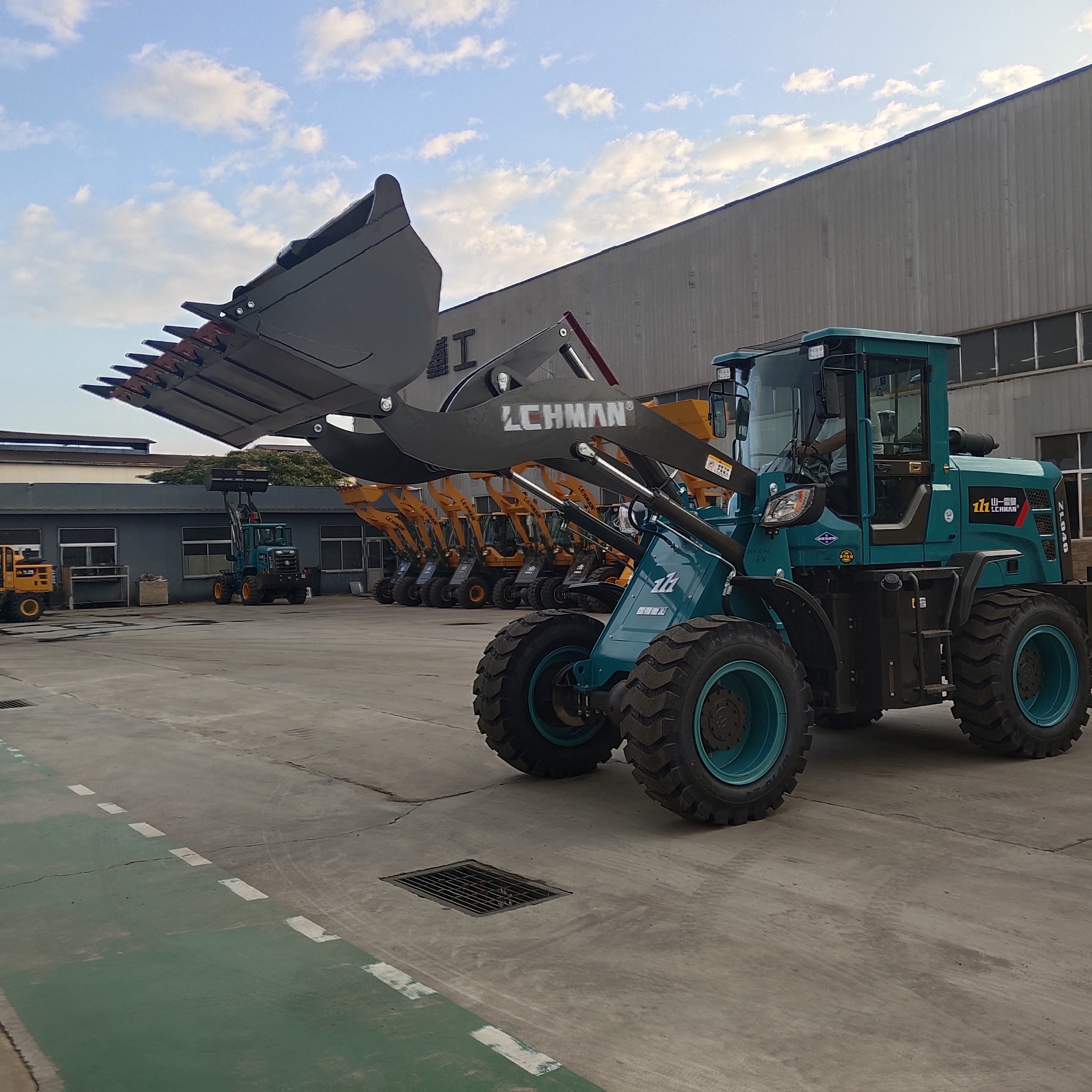 阳泉雷曼重工铲车型号20型装载机多钱一台支持定制