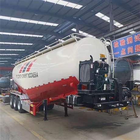 山西散装水泥罐车 40立方粉粒物料运输半挂车 打破传统设计