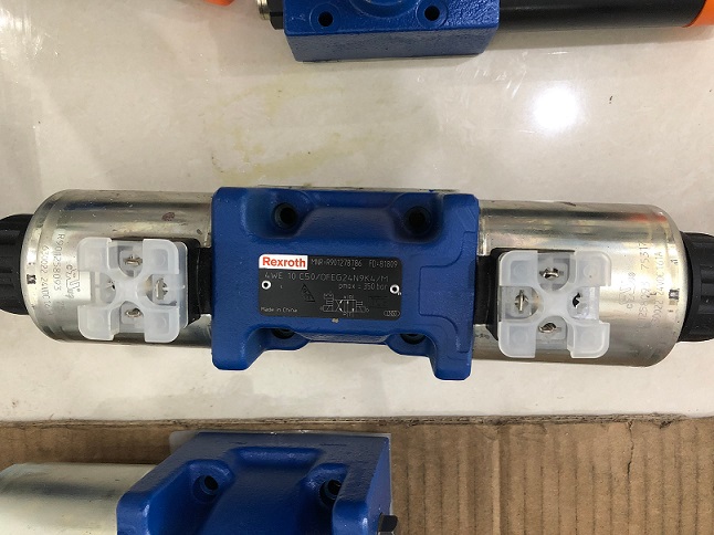 使用REXROTH叠加式单向阀Z1S6P05-4X/V