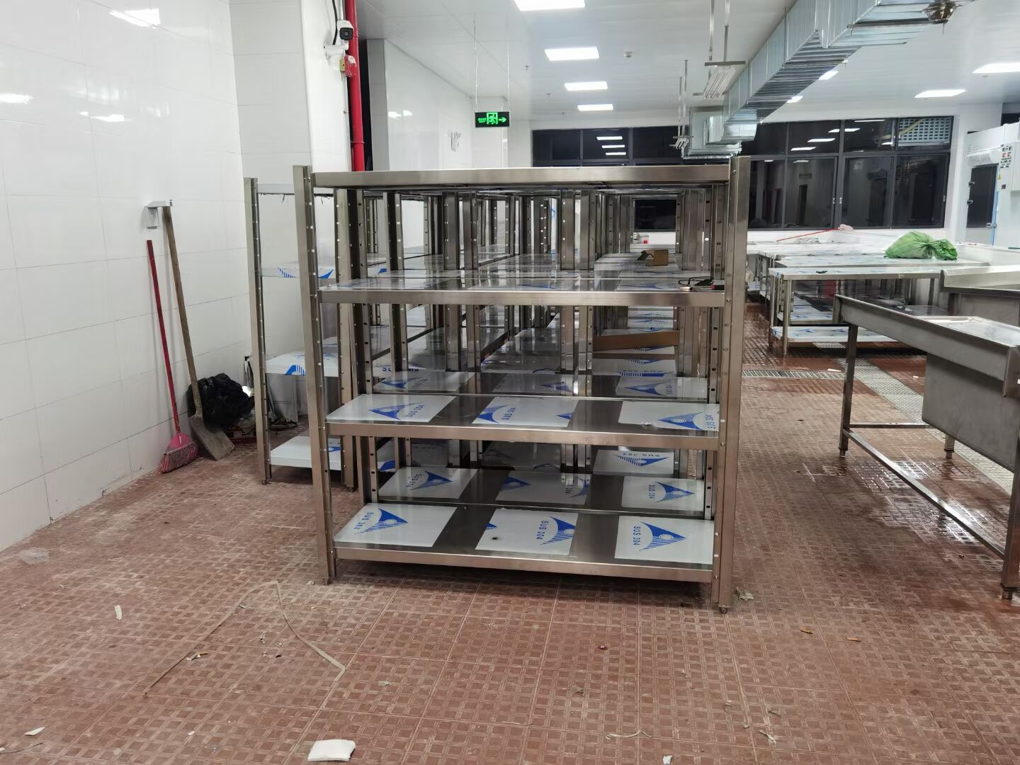 餐饮业出租餐饮设备的简单介绍 餐饮业出租餐饮装备
的简单

先容
（餐饮业出租餐饮设备） 餐饮设备