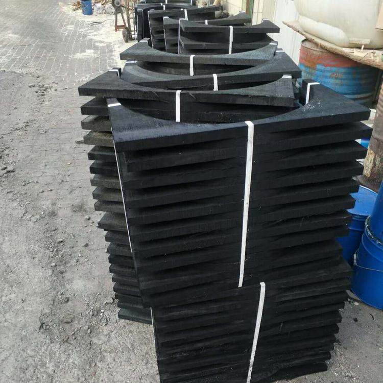 北京防腐管道木托  防腐木托一件也是批发价 空调管道木托质优价廉