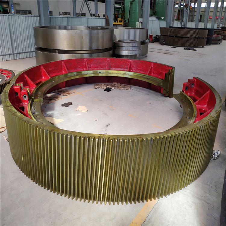 球磨机大齿轮配件,2.4米2.6米水泥球磨机大齿圈端盖加工