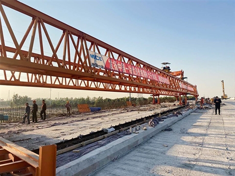 菏泽架桥机销售租赁 100吨双梁架桥机-搜采通