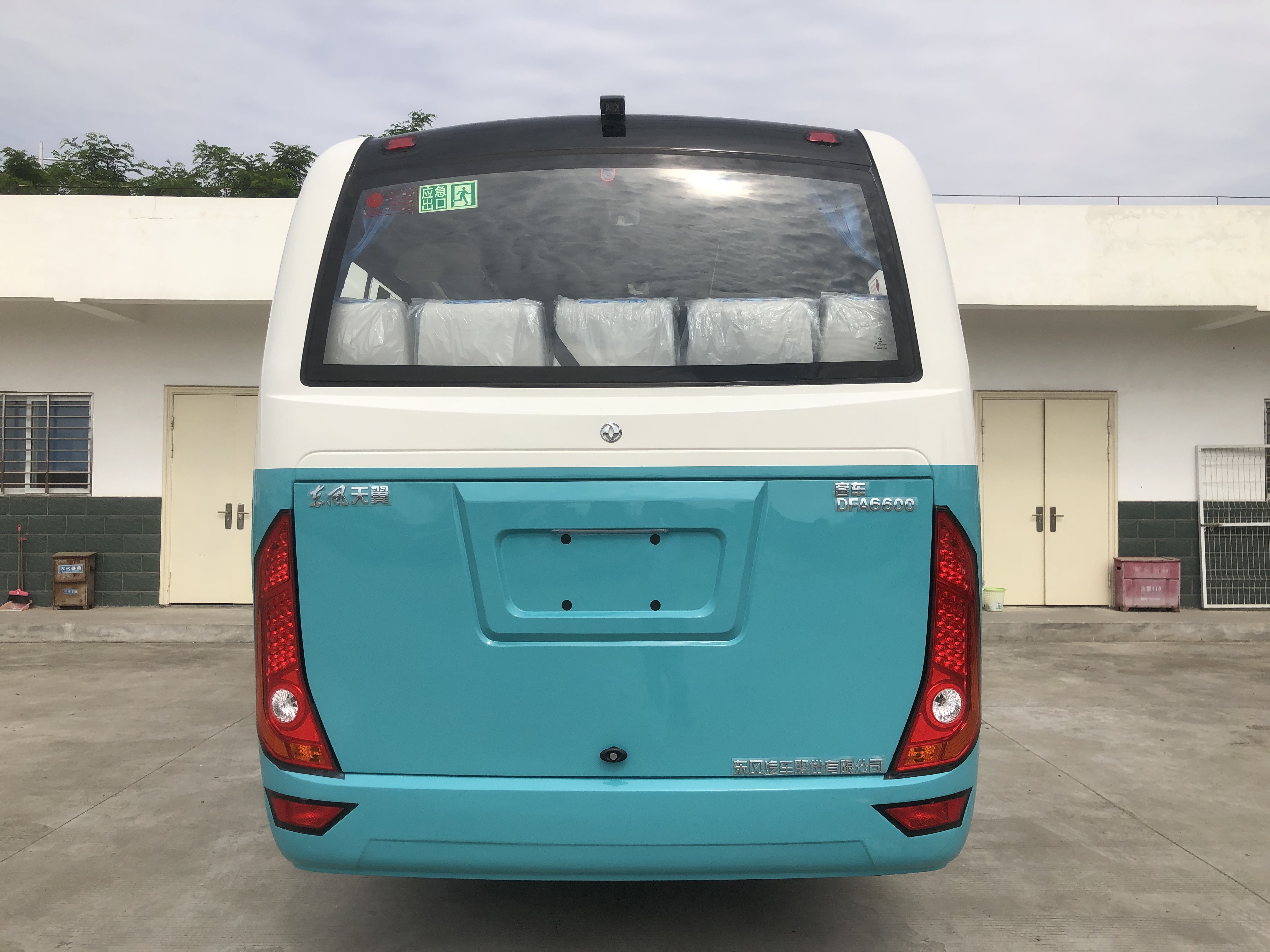 仁怀市东风19座客车价格 普通东风19座中巴车价格