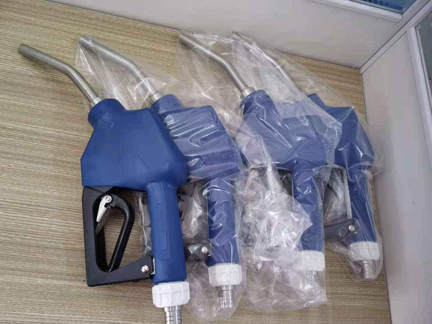 24小时智能尿素加注机全新合作模式