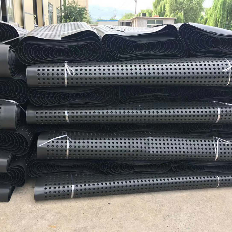 车库顶板塑料滤水板