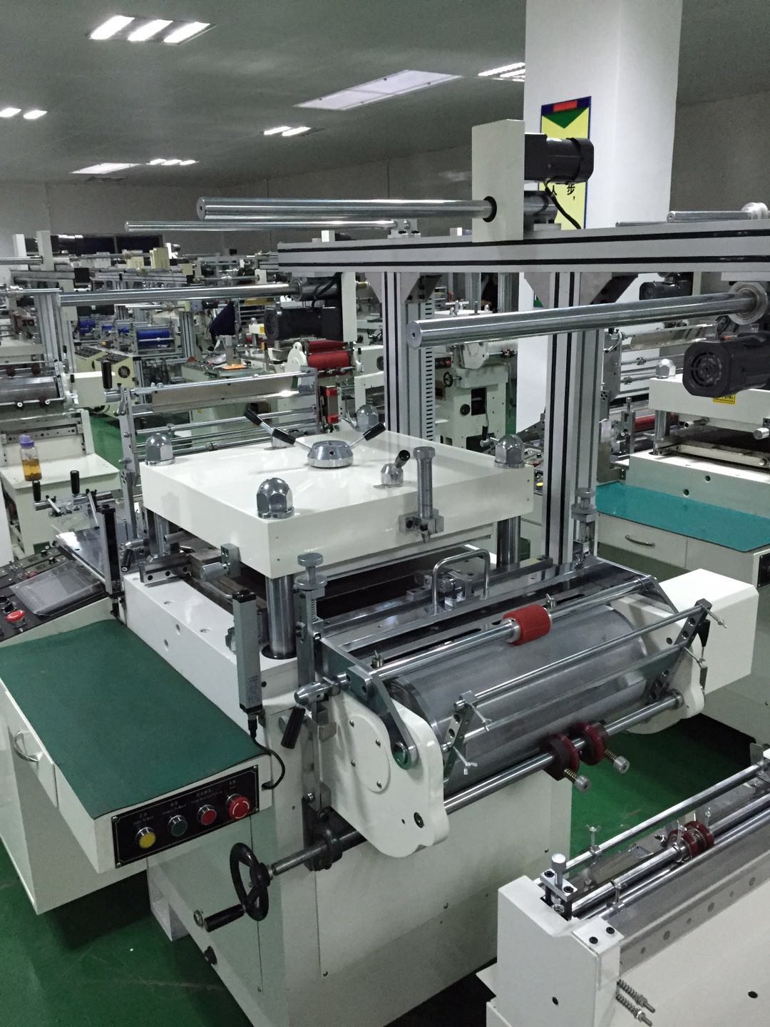 恒飞机械ha350数控多功能单座模切机适用于电子包装等各行业