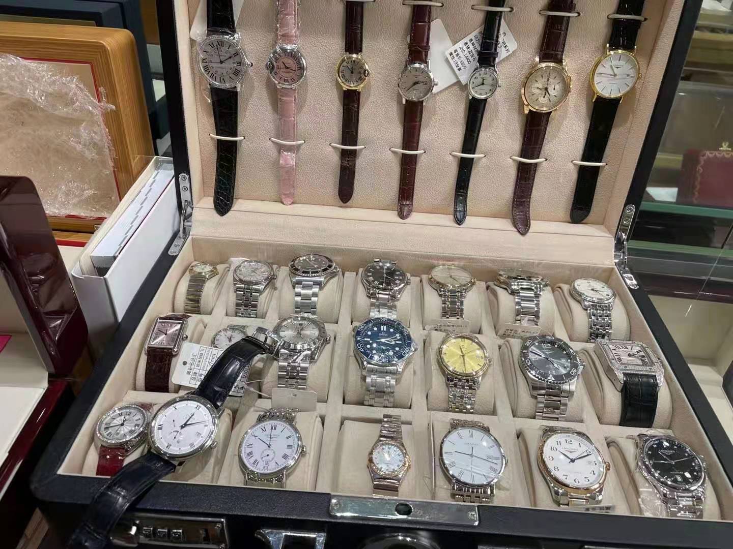 萧山卡地亚名贵二手手表回收高价收购名表