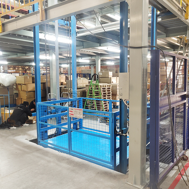 江西省鹰潭市两层三层升降平台固定货梯新品定制