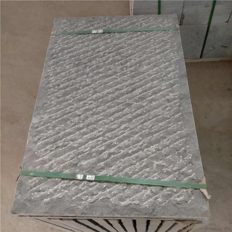 青石菠萝錾道面