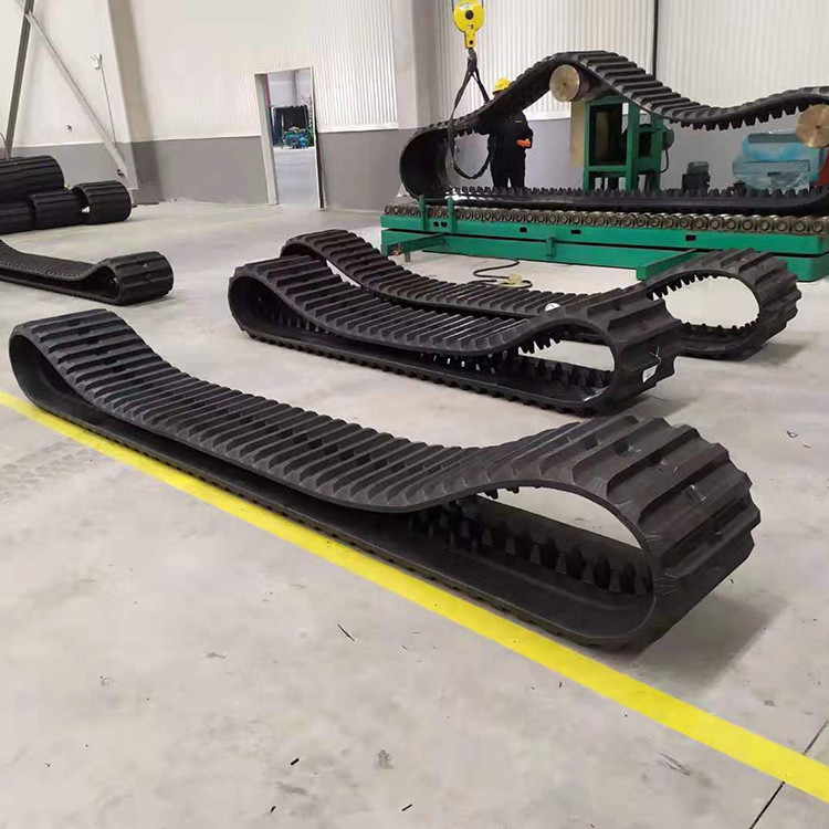 鹏诚供应工程机械橡胶履带运输车用橡胶履带