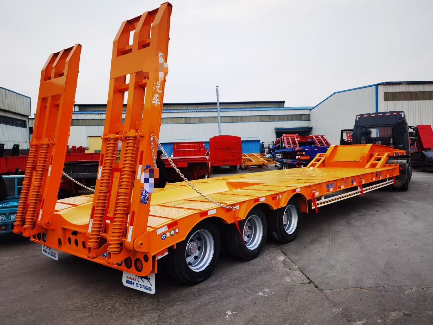 高低板半挂车大件运输专用半挂车钩机板半挂车厂家
