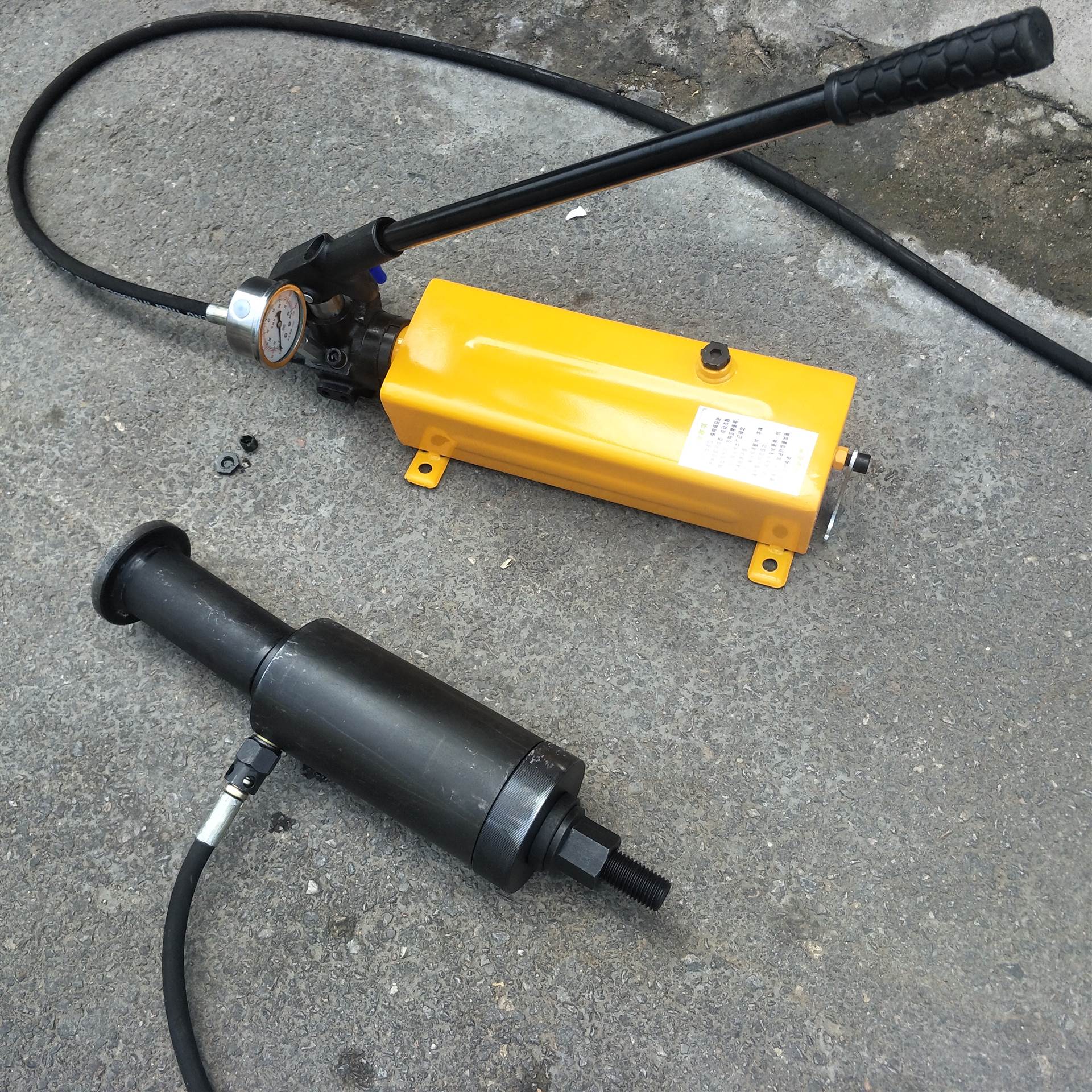 鑫宏品牌锚杆拉力计10t桥梁护坡用锚杆拉拔仪矿用螺纹钢锚杆拉力机