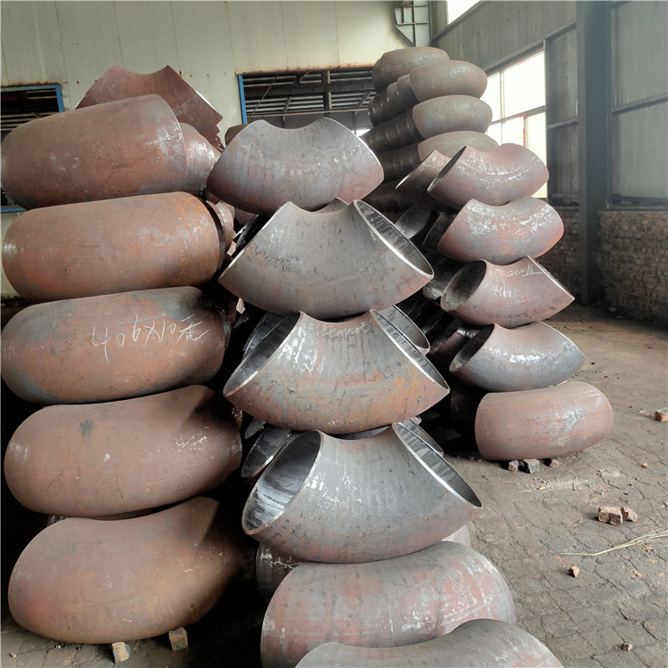 河北生产国标无缝弯头 供应75度冲压碳钢弯头 圣泽重工