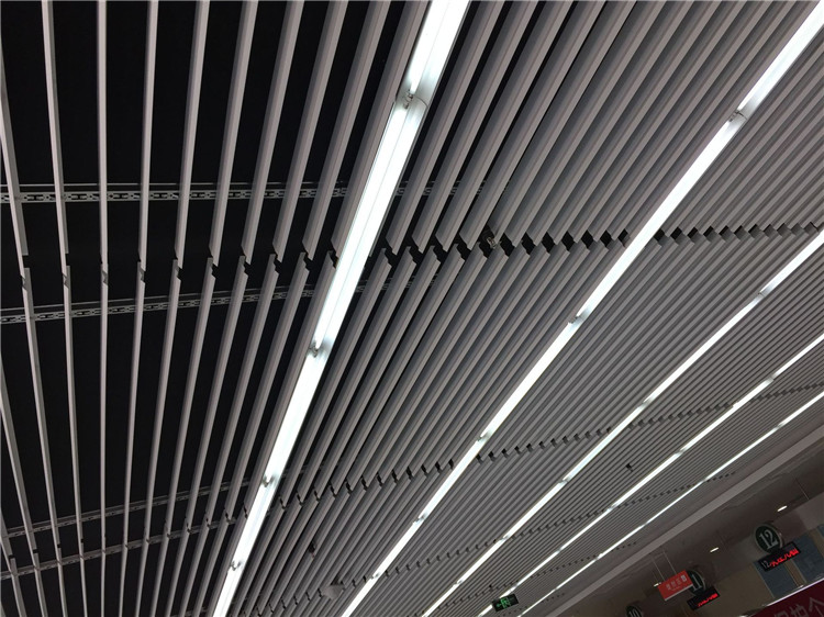 鑫佰捷j9101铝挂片 滴水状铝挂片 铝挂片吊顶厂家