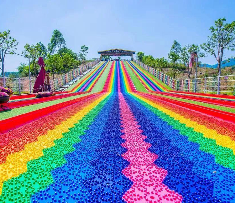 兴化彩虹滑道图片