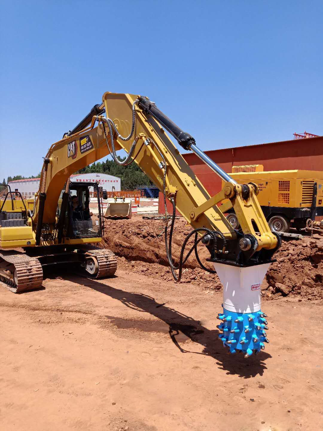 铣挖机厂家发货