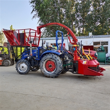 小四轮高速转盘青储机克拉斯青贮机玉米秸秆粉碎机