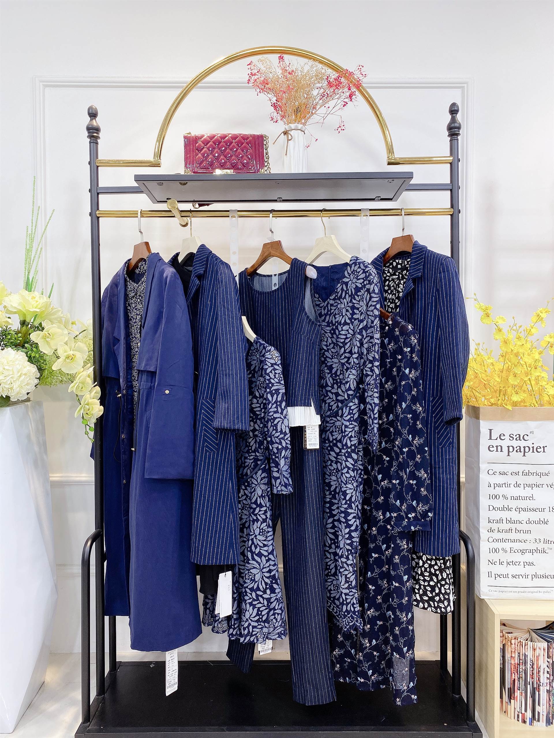 广州大码品牌女装心敏秋装专柜尾货厂家女装货源折扣批发