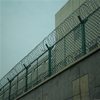 监狱围墙加高网、监狱高安全网、监狱篱护栏网生产厂家