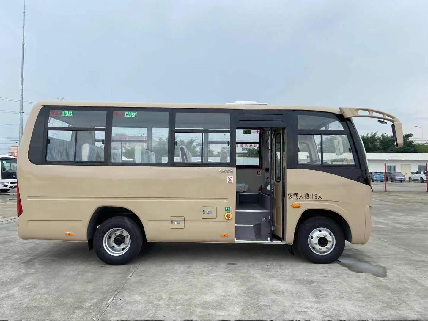 东风19座通勤车普通19座客车价格