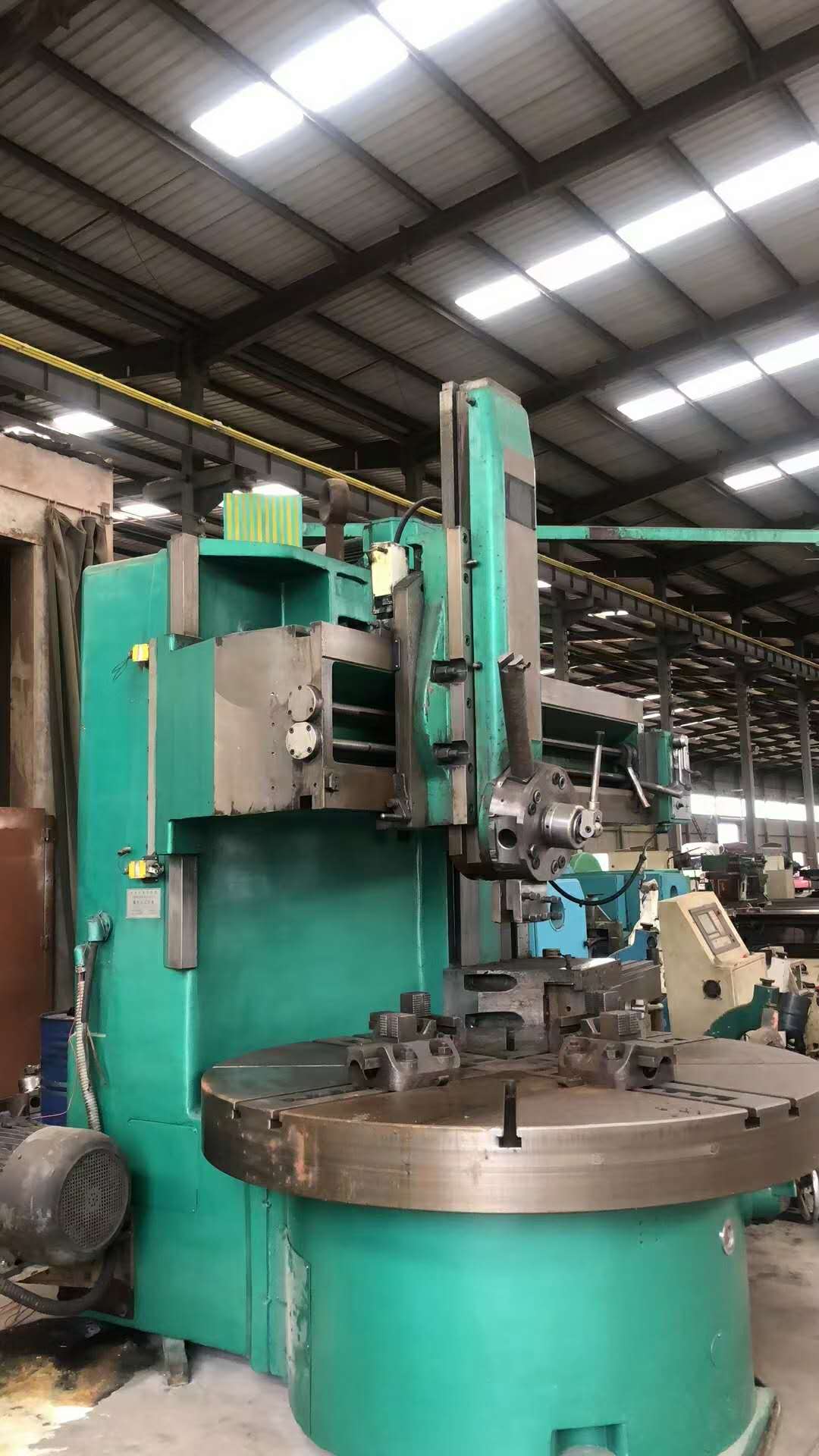 处理二手齐哈2米单柱立车二手立式车床