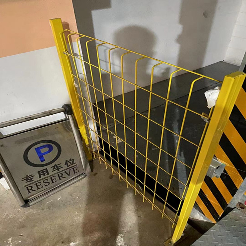 地下室停车场围栏 车库防护围栏 宇庆生产湖北停车场隔离带