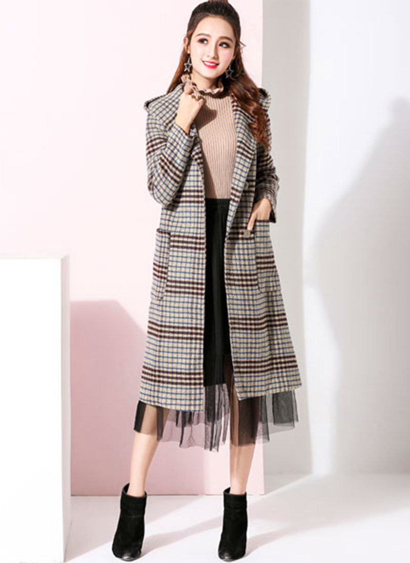 班晓雪电商直播服饰货源供应 琦丽莎女装品牌折扣批发-搜采通