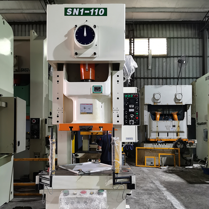 二手设备出租协易110t单轴c型冲床9成新出售