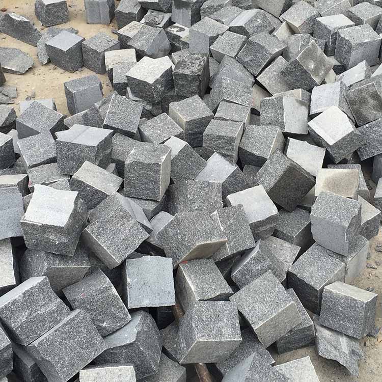 芝麻黑马蹄石 芝麻黑花岗岩又名章丘黑花岗岩,国家标准石材分类编号为