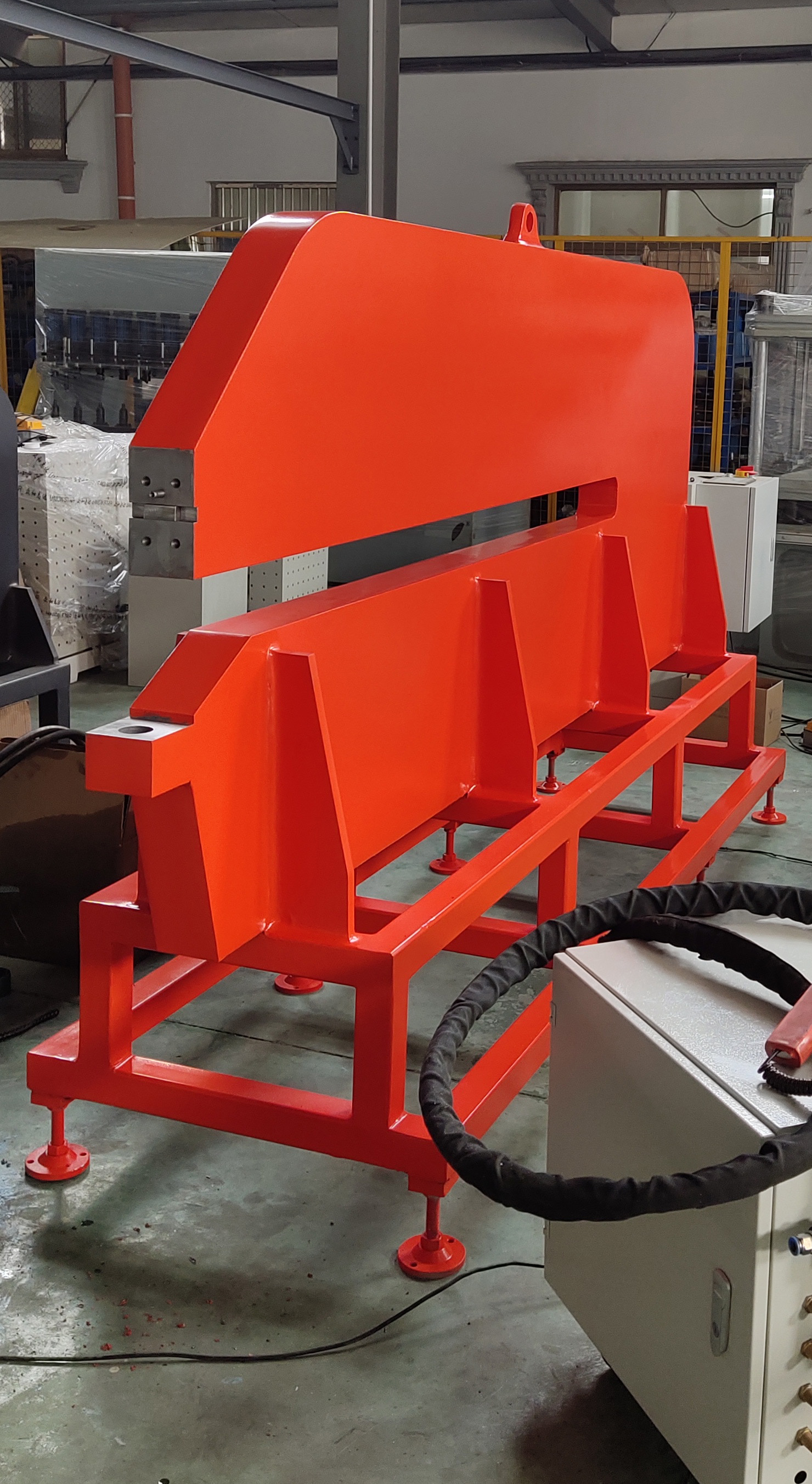 spr自冲铆钉机 2米喉深可加大 交通标牌行业专用铆接机设备