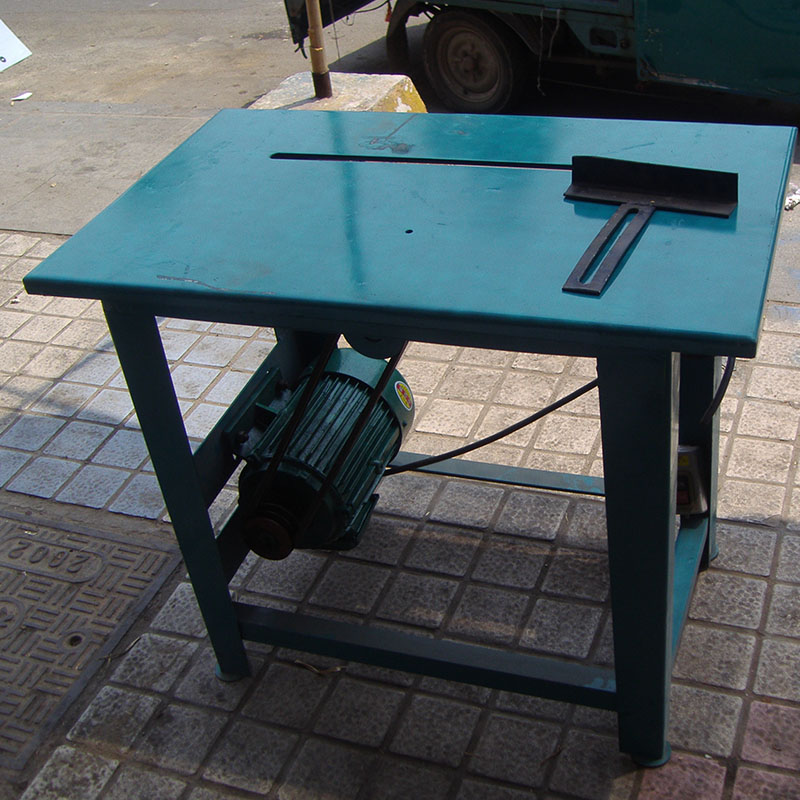 源头厂家木工台锯切割机锯裁板机切割机台式电圆锯