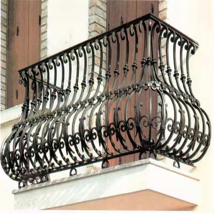 沈阳铁艺围栏铁艺大门 铁艺围墙大门	  阳台铁艺护栏价格一米